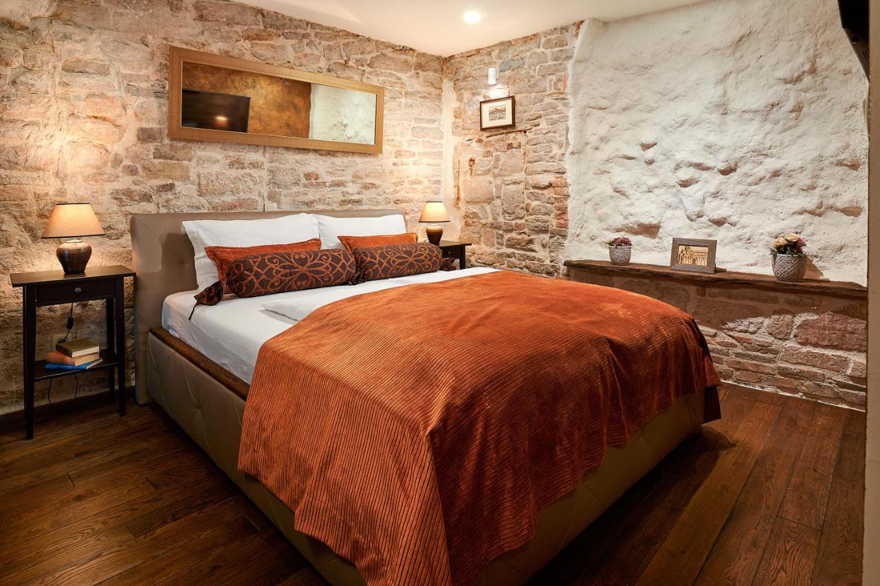 Rustic Apartments Sv Frane In The Old Town Šibenik Exterior foto