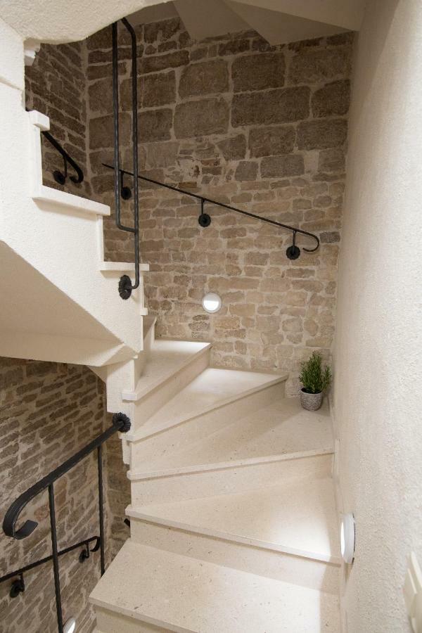 Rustic Apartments Sv Frane In The Old Town Šibenik Exterior foto
