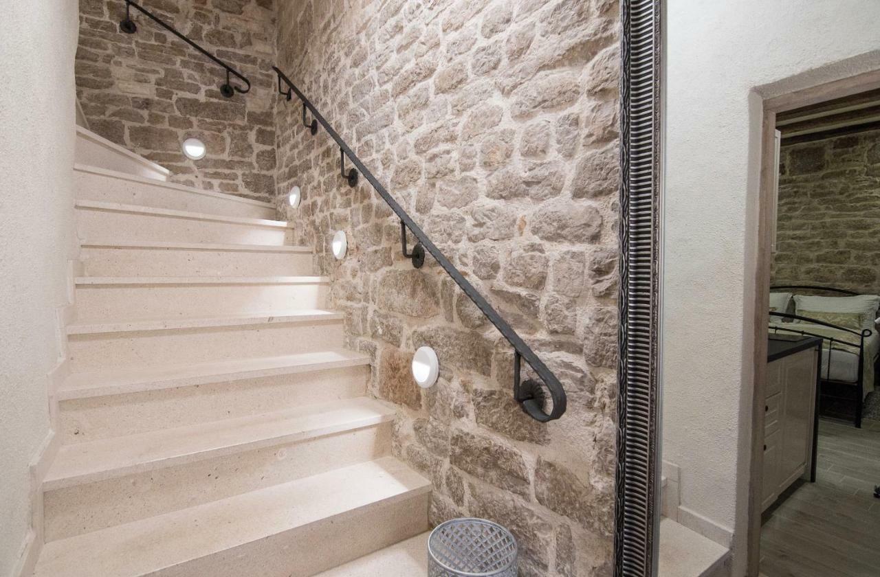 Rustic Apartments Sv Frane In The Old Town Šibenik Exterior foto